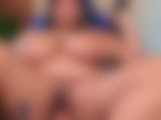 Live cam show with Kenya Buhle - Old on Gym Cam Girls