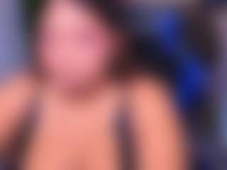 Live cam show with Kenya Buhle - Old on x69.live