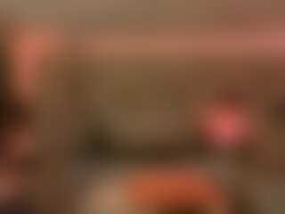 Breezyのライブセックスチャットショー