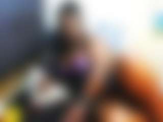 BrunetteDevon's Live Sex Cam Show