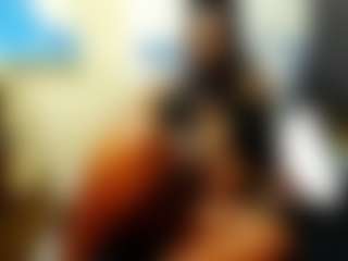 Live cam show with BrunetteDevon - Ebony MILF on StripNow