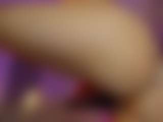 Live cam show with Riley sierra - Asian Teen (18+) on Camsoda