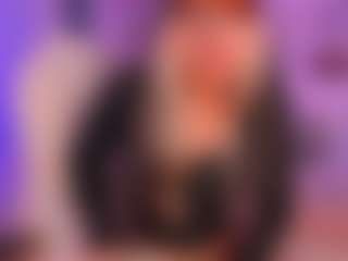 Live cam show with Victoria Saenz - Brown Hair on Fapmatic.com