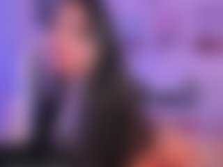 Live cam show with Victoria Saenz - Student on Camsoda