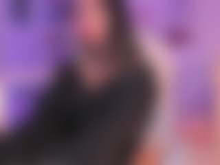 Live cam show with Victoria Saenz - Student on Camsoda