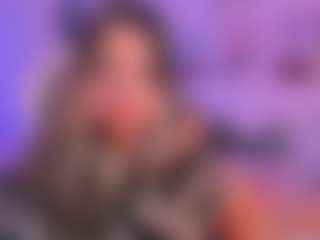 Live cam show with Victoria Saenz - Gamer Lovense on livesuperchat.net