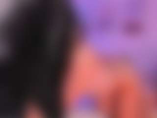 Live cam show with Victoria Saenz - Gamer Toys on AdultVida.com