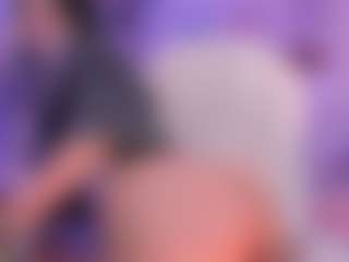 Live cam show with Victoria Saenz - Gamer on TottyGirls