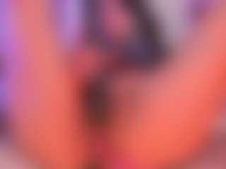 Live cam show with Victoria Saenz - Gamer on parknlotfishbdy