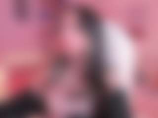 Live cam show with Victoria Saenz - Gamer Brown Hair on Milfs Live
