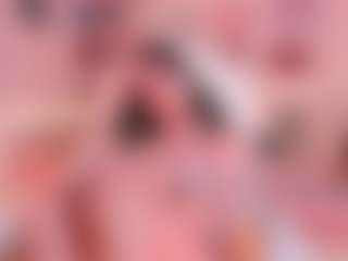 Live cam show with Victoria Saenz - Gamer on Big Tits
