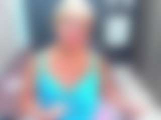 Live cam show with JillMild - Stockings on SinfulBabes