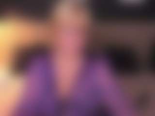Live cam show with JillMild - Smoke on Dare Cams