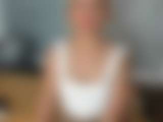 Live cam show with Agata Delphine - Body Massage on Strip Flash - Live Sex Shows