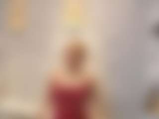 Live cam show with Agata Delphine - Small Ass on xplaylive.com