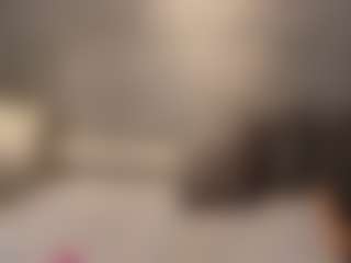 Live cam show with Agata Delphine - Small Ass on Camsoda