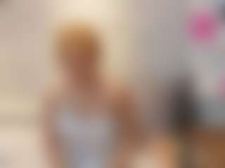 Live cam show with Agata Delphine - Small Ass on xxxlivecams.org