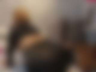 Live cam show with Agata Delphine - Camel Toe on nudelive.tv