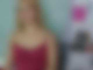 Live cam show with Agata Delphine - Living Room on Camsoda