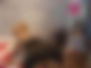 Live cam show with Agata Delphine - Living Room on Camsoda