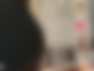 Live cam show with Agata Delphine - Body Massage on Camsoda