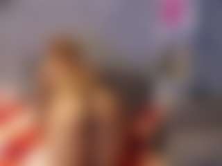 Live cam show with Agata Delphine - Small Ass on sexylive.show