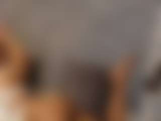Live cam show with Agata Delphine - Small Ass on fapnchat