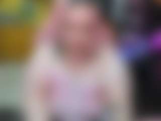 Live cam show with Softie-Sofy - Red Hair Young Adult on Instabang