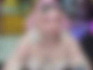 Live cam show with Softie-Sofy - Green Eyes on testsause.com