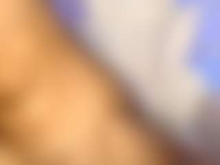 Live cam show with SOFLYCUTEFACE - Petite Teen (18+) on Camsoda
