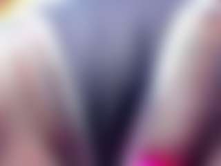 Live cam show with bethanywilson22 - College on Camsoda