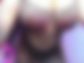 Live cam show with Lena Madison - Hairy Pussy on TastyBlacksLive