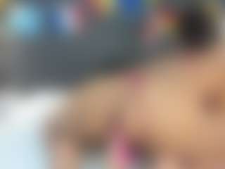 Live cam show with BECKY ROSE - Ebony on hotwifechat.live