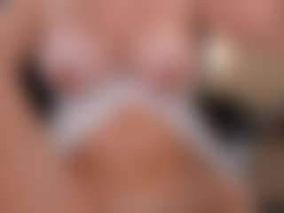 MaryLewis's Live Sex Cam Show