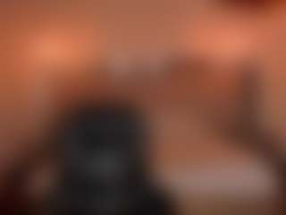 MaryLewis's Live Sex Cam Show