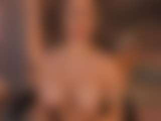 MaryLewis's Live Sex Cam Show