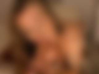 MaryLewis's Live Sex Cam Show