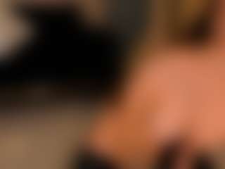 MaryLewis's Live Sex Cam Show