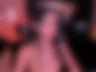 Live cam show with Bella Carteer - Facial on CamClone
