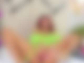 Live cam show with Lia - Hairy Pussy Red Hair on StripNow