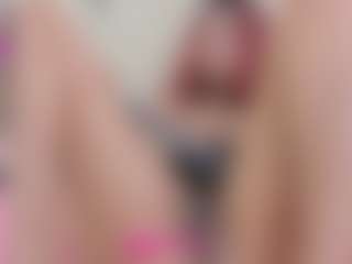 Lia's Live Sex Cam Show