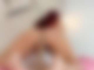 Live cam show with Lia - Anal on Camsoda