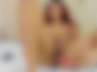 Lia's Live Sex Cam Show