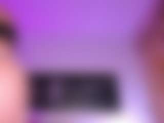 Live cam show with Perla-hott1 - Red Hair on justonemore.cc