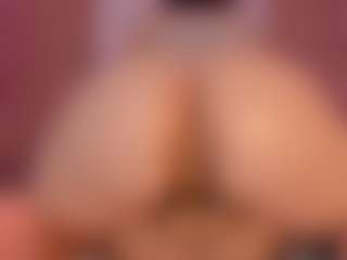 Live cam show with Perla-hott1 - Butt Plug on Camsoda