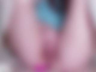 EllaSwert's Live Sex Cam Show