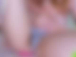 EllaSwert's Live Sex Cam Show