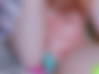 Live cam show with EllaSwert - White Mature on Camsoda