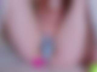 Live cam show with EllaSwert - Tease Mature on TottyGirls