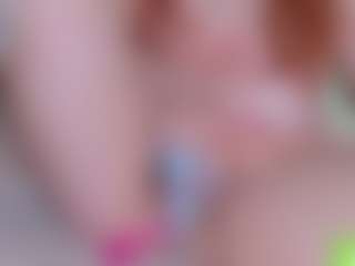 EllaSwert's Live Sex Cam Show